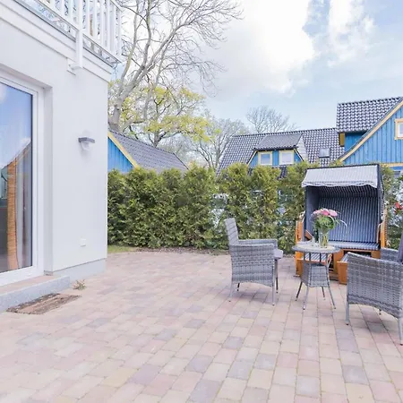 Haus De Loop Born