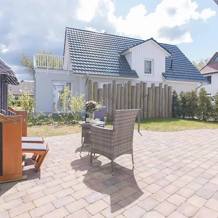 Haus De Loop Prázdninový dům Born